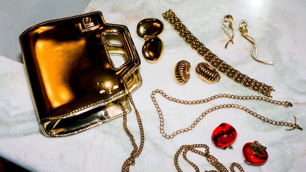 36 Best Black Friday Jewelry Deals 2025, Handpicked by Vogue Editors