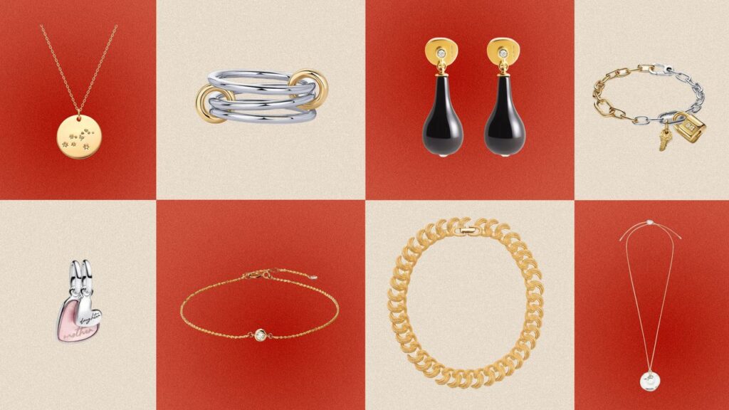 48 Best Jewelry Gifts for Everyone in Your Life, Curated by Style Editors 48 Best Jewelry Gifts for Everyone in Your Life, Curated by Style Editors