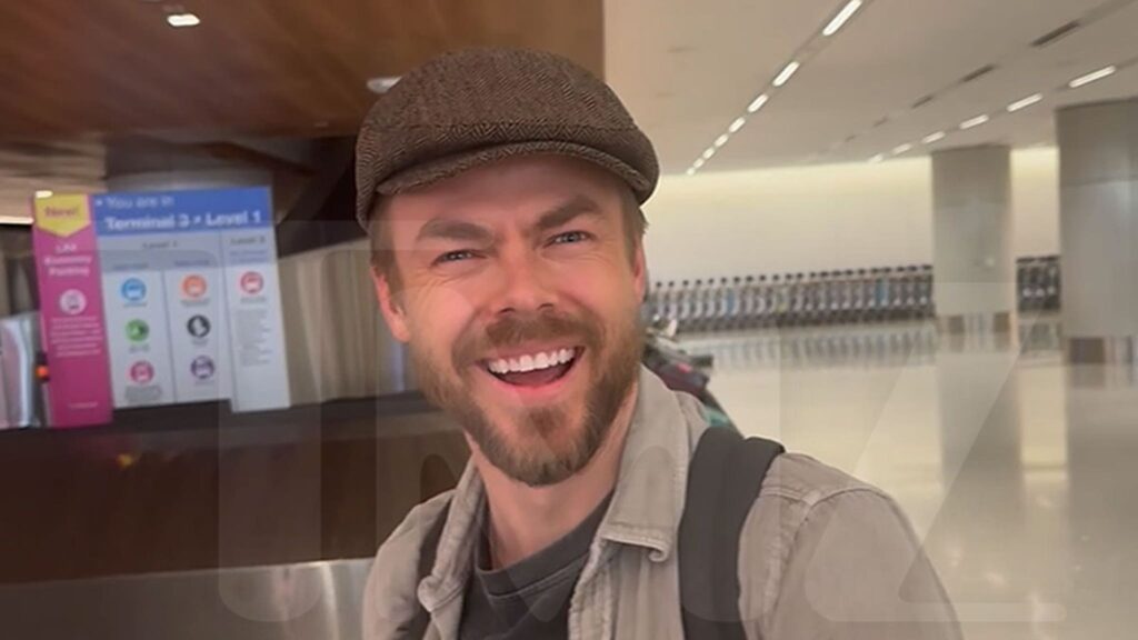 Derek Hough on Similarity Between 'DWTS' & 'TMZ' on 20-Year Anniversaries