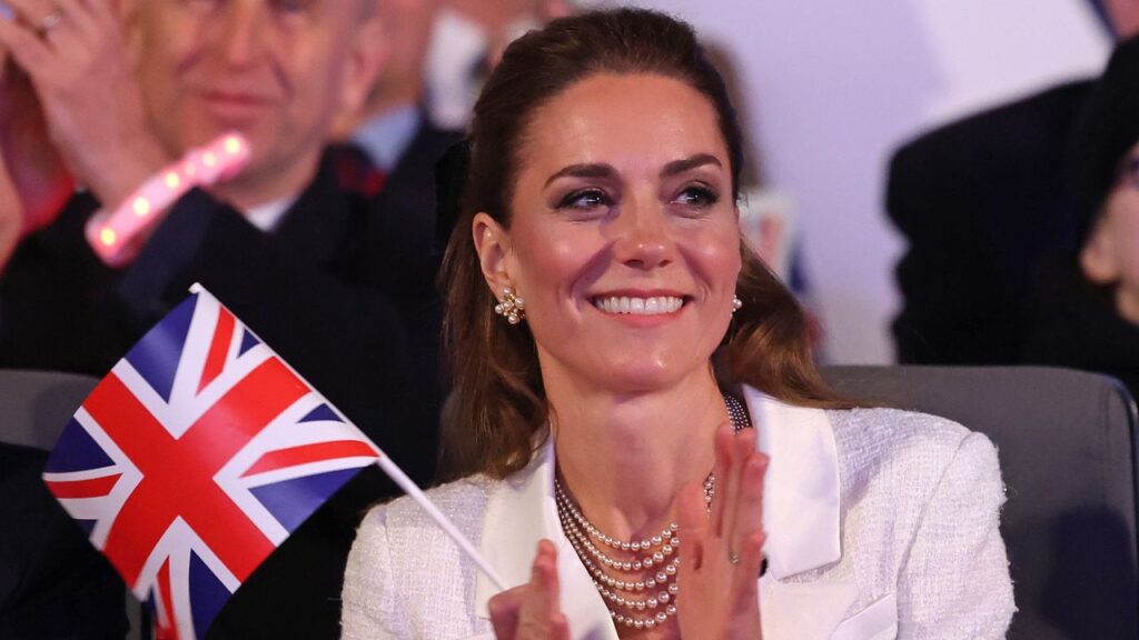 Kate Middleton’s 2025 Christmas Carol Concert Will Celebrate Love, With Help From Kate Winslet Kate Middleton's 2025 Christmas Carol Concert Will Celebrate Love, With Help From Kate Winslet