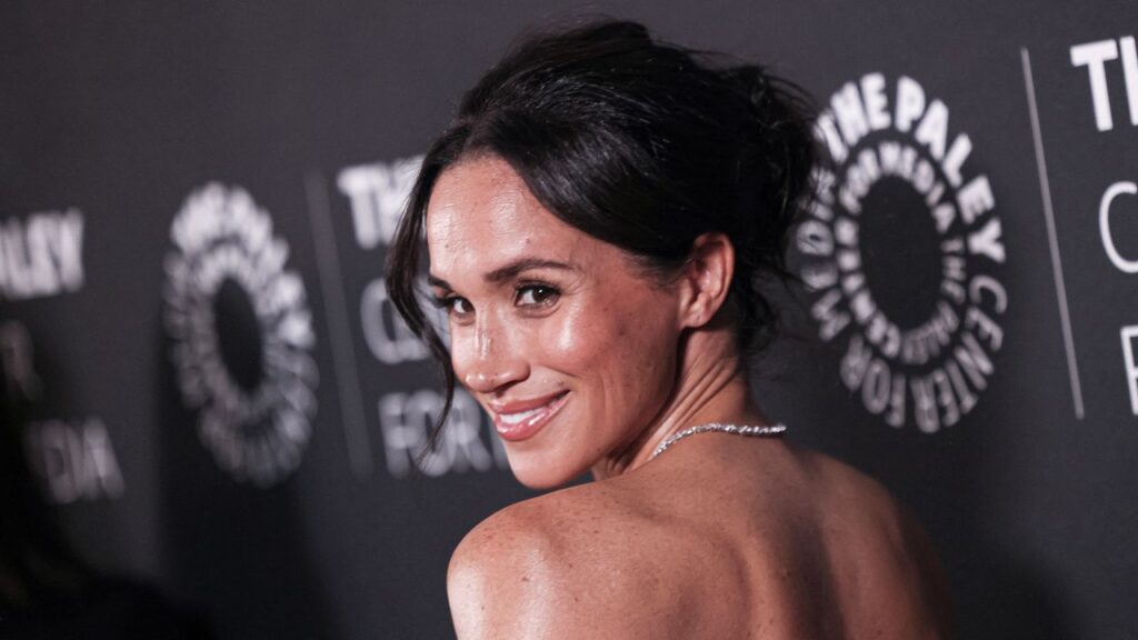 Meghan Markle Brought Her Milky-Nude Mani-Pedi Home for the Holidays