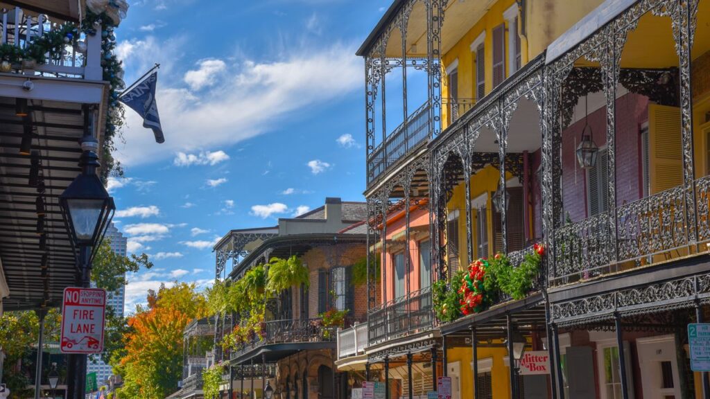 New Orleans Guide: Where to Stay, Eat, Drink, and Revel in the Big Easy New Orleans Guide: Where to Stay, Eat, Drink, and Revel in the Big Easy