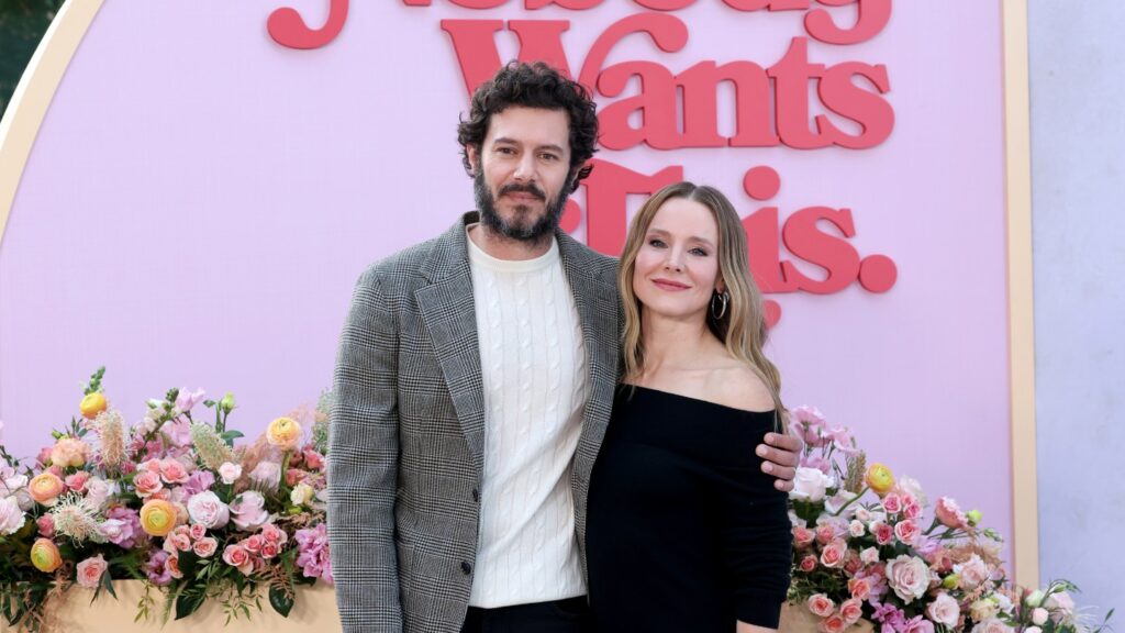 Nobody Wants This Team on Noah’s Evolution, Adam Brody’s Season 3 Hope Nobody Wants This Team on Noah's Evolution, Adam Brody's Season 3 Hope