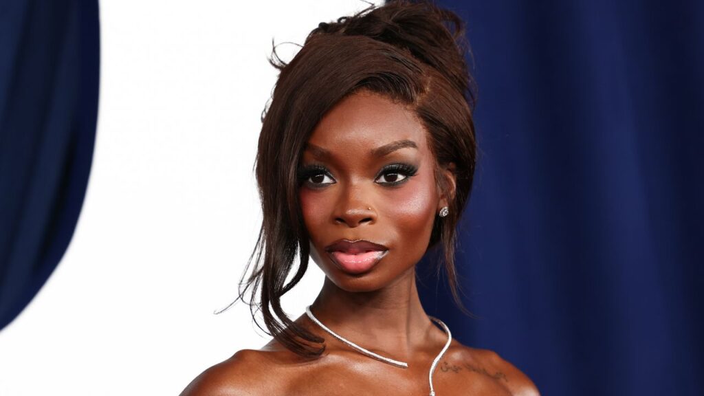 Olandria Carthen Ushers In a Winter 2025 Color Trend at Glamour’s Women of the Year Awards Olandria Carthen Ushers In a Winter 2025 Color Trend at Glamour’s Women of the Year Awards