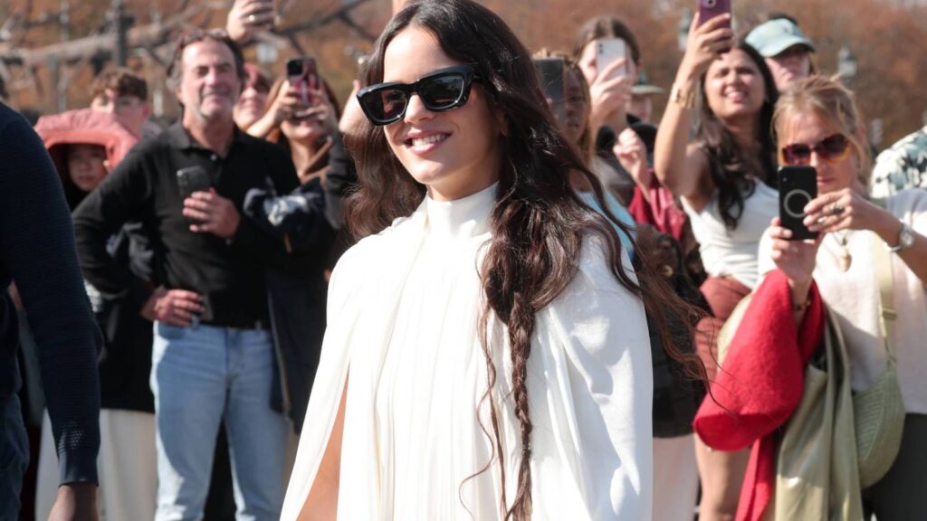 Rosalia and Latin Mafia: Are They Collaborating Next? Rosalia and Latin Mafia: Are They Collaborating Next?