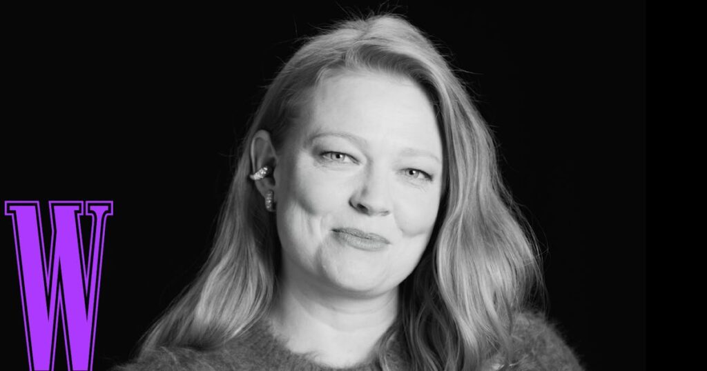 Sarah Snook Talks 'All Her Fault' & How 'Aladdin' Influenced Her Acting Career Sarah Snook Talks 'All Her Fault' & How 'Aladdin' Influenced Her Acting Career