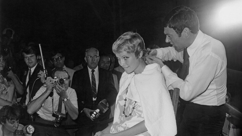 During production of Rosemary’s Baby on the Paramount lot, Vidal Sassoon styled Mia Farrow’s hair as the press looked on. THR reported in 1973 his intentions to open a salon in L.A.