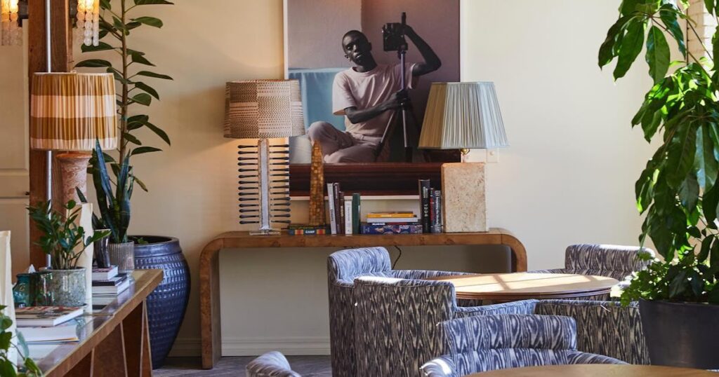 Where to Eat, Drink, Shop, Play, and See Concerts in Music City