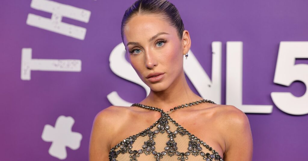 Alix Earle Confirms Braxton Berrios Breakup In Tearful Video Alix Earle Confirms Braxton Berrios Breakup In Tearful Video