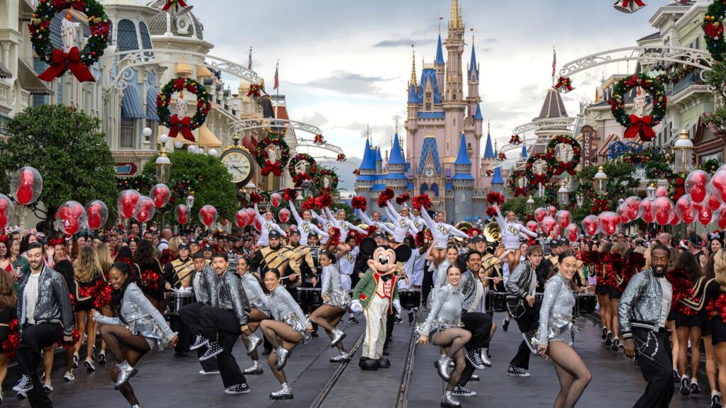 How to Watch Disney's Christmas Day Parade Online for Free: Streaming