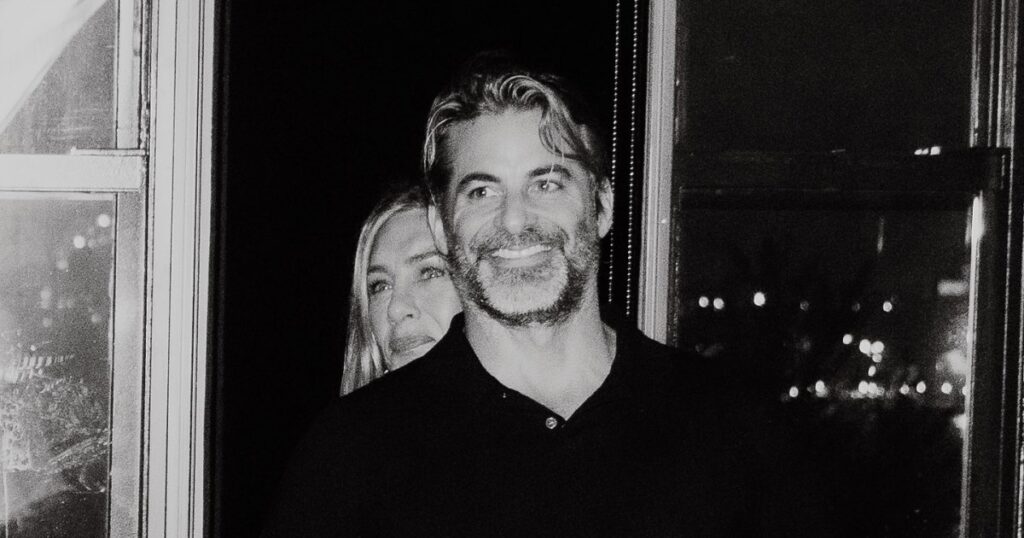 Jennifer Aniston Shares First Christmas With Boyfriend Jim Curtis: See Photos