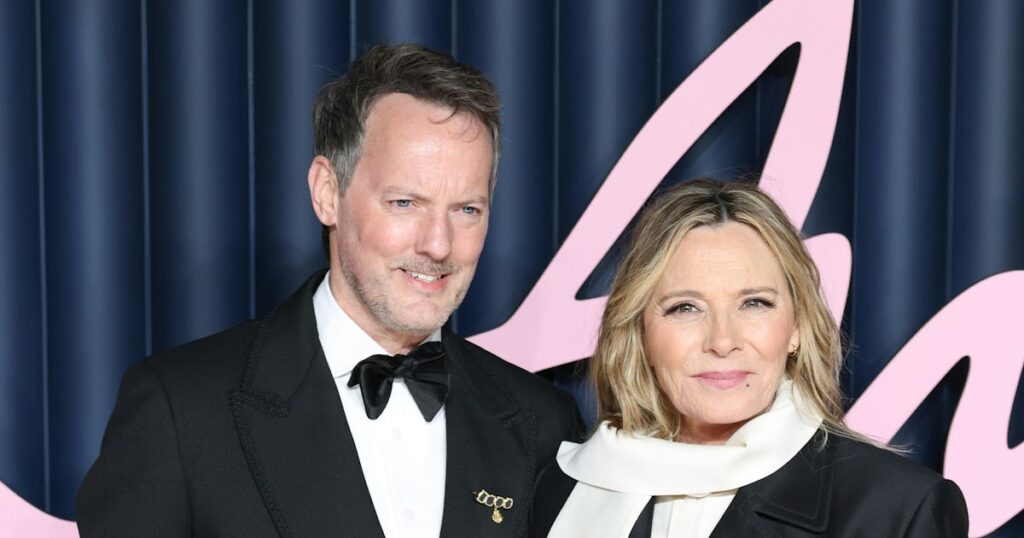 Kim Cattrall’s Wedding Suit Has a Subtle ‘Sex and the City’ Connection Kim Cattrall’s Wedding Suit Has a Subtle 'Sex and the City' Connection