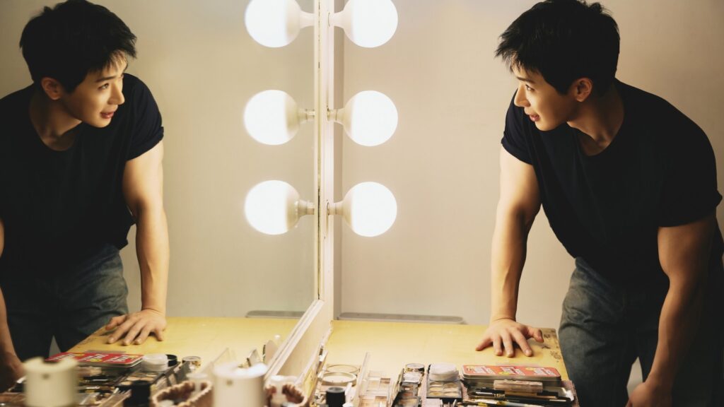 Wonho Talks New Album ‘SYNDROME,’ Fans and Why He’s Not a Party Person Wonho Talks New Album 'SYNDROME,' Fans and Why He's Not a Party Person