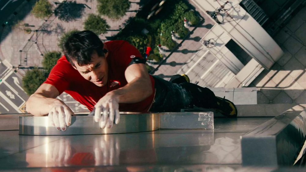 Alex Honnold Successfully Climbs Taipei 101 Skyscraper Live on Netflix Alex Honnold Successfully Climbs Taipei 101 Skyscraper Live on Netflix