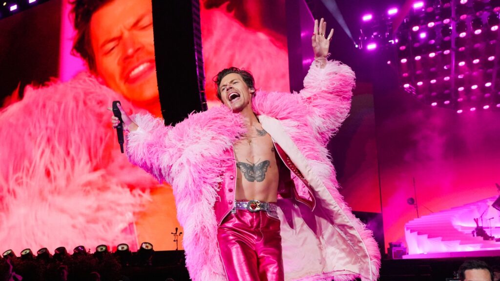 Fans Are Selling Blood to Afford Tickets