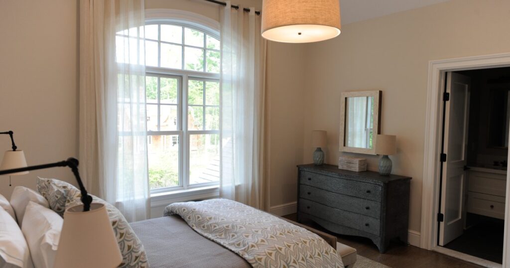 Here’s How to Choose the Right Paint Color for Great Sleep Here's How to Choose the Right Paint Color for Great Sleep