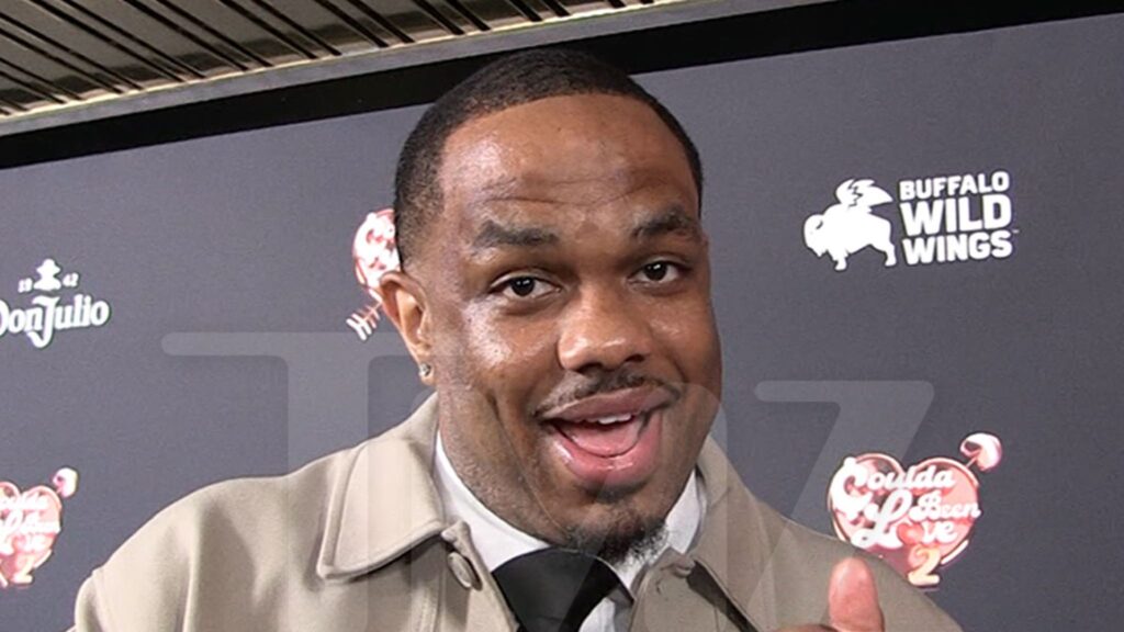 Lou Young Urges Men Not to Blow Their Rent on Pricey Valentine’s Day Gifts Lou Young Urges Men Not to Blow Their Rent on Pricey Valentine's Day Gifts