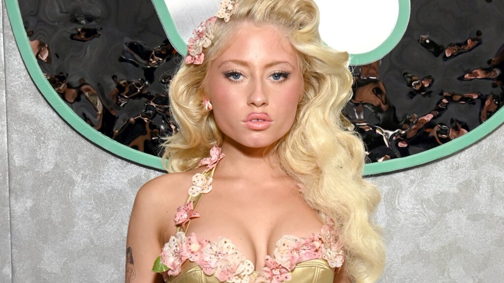 Remy Bond Shares Shimmering Pop Song 'Cherry Red Balloon'