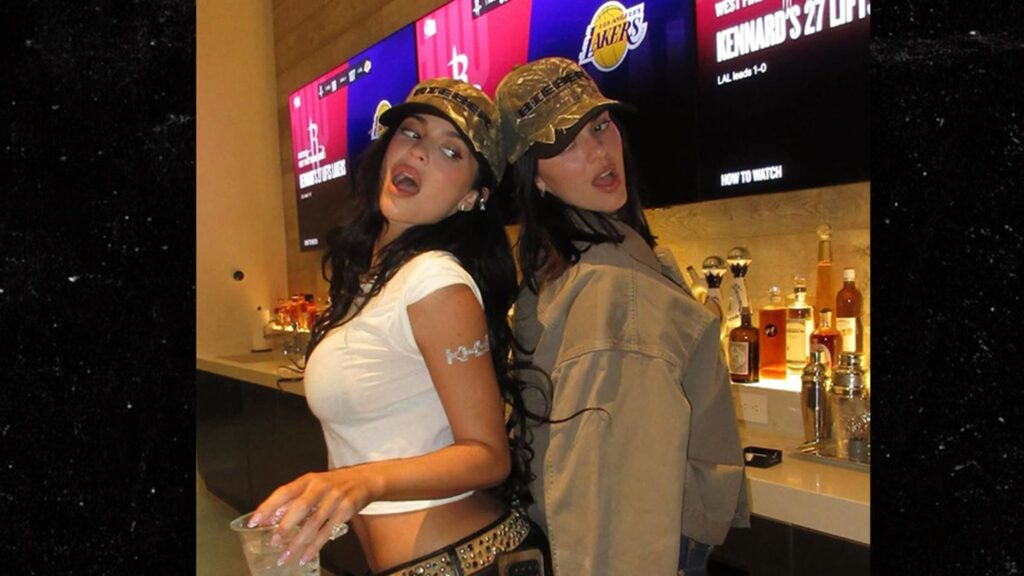 Kylie Jenner vs. Kendall Jenner Who'd You Rather?! Coachella Cuties