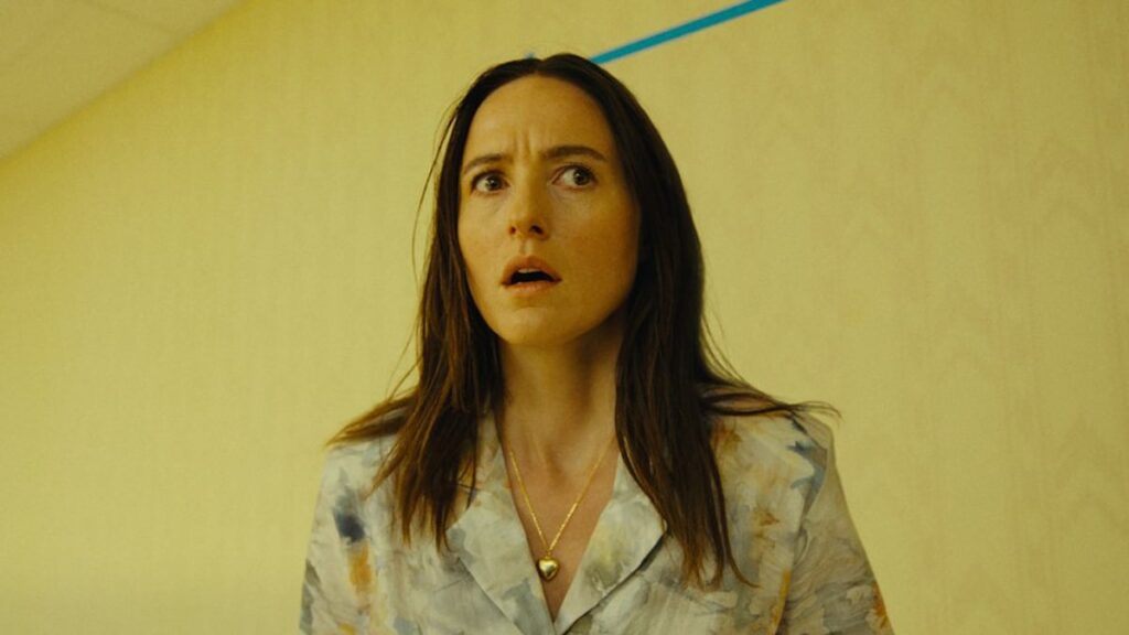 ‘Backrooms’ Reviews Are In: See What Critics Are Saying About the Viral A24 Horror Movie – Just Jared – Celebrity News and Gossip 'Backrooms' Reviews Are In: See What Critics Are Saying About the Viral A24 Horror Movie - Just Jared - Celebrity News and Gossip