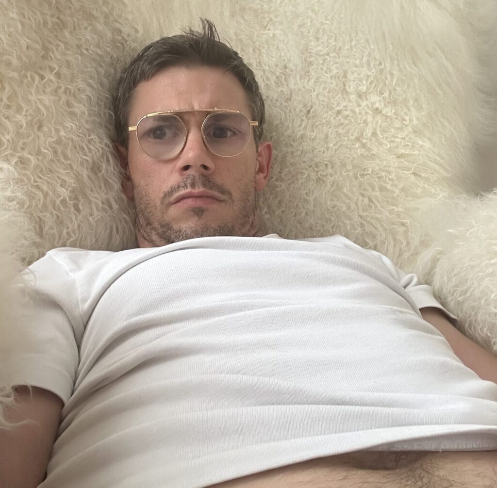 Ryan O’Connell Loves Fucking Old Guys and Thinks You Should Try It Ryan O'Connell Loves Fucking Old Guys and Thinks You Should Try It