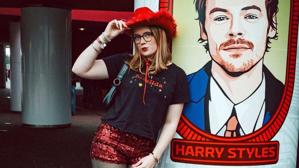 Together, Together: Fans Go All Out for Harry Styles’ Opening Show Together, Together: Fans Go All Out for Harry Styles’ Opening Show