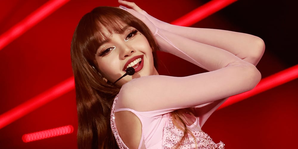 Blackpink’s Lisa on Why She Changed Her Name at 13, How She Describes Her Bandmates, & the Topic She Won’t Talk About in Interviews – Just Jared – Celebrity News and Gossip Blackpink's Lisa on Why She Changed Her Name at 13, How She Describes Her Bandmates, & the Topic She Won't Talk About in Interviews - Just Jared - Celebrity News and Gossip