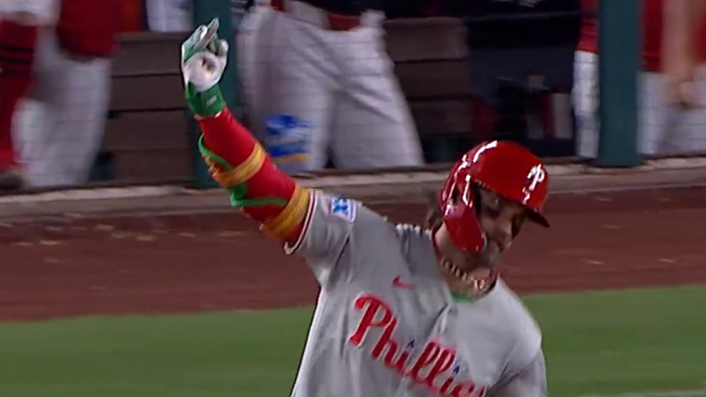 Bryce Harper Swears He Didn't Flip Off Fans In D.C., That Was My Ring Finger!