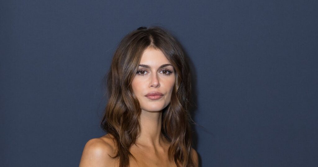 Kaia Gerber Keeps It Sleek in a Cutout Leather Bodice Kaia Gerber Keeps It Sleek in a Cutout Leather Bodice