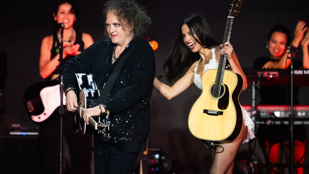 Olivia Rodrigo Premieres Duet With Robert Smith, ‘What’s Wrong WIth Me Olivia Rodrigo Premieres Duet With Robert Smith, 'What's Wrong WIth Me