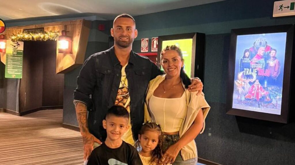 Soccer Star's Wife, Two Kids Found Dead After Venezuela Earthquakes