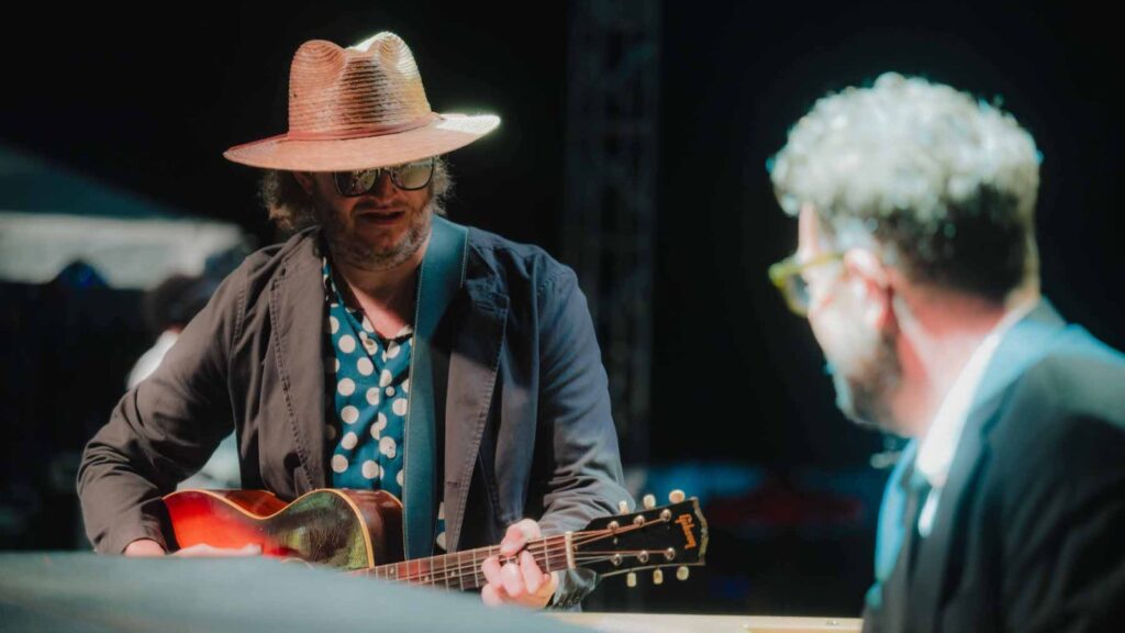 Bon Iver’s Justin Vernon Performs Bob Dylan Covers Set at Eaux Claires Bon Iver's Justin Vernon Performs Bob Dylan Covers Set at Eaux Claires