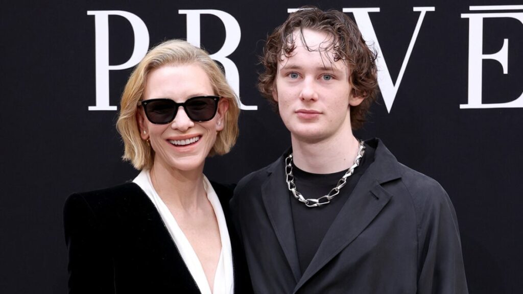 Cate Blanchett Makes Rare Public Appearance With 18-year-Old Son Ignatius Upton at Giorgio Armani Prive Fashion Show Cate Blanchett and son Ignatius Upton attend Giorgio Armani Prive fashion show