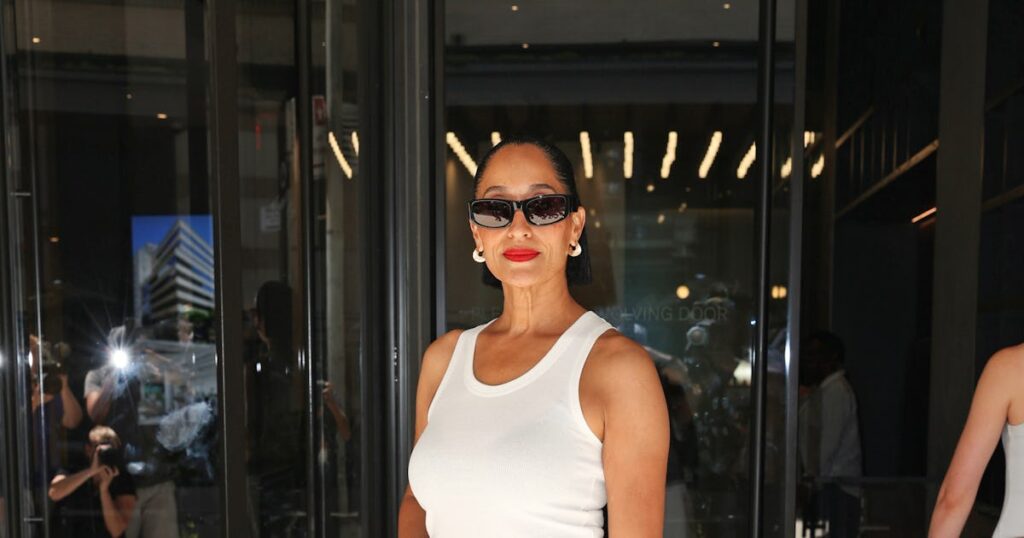 Tracee Ellis Ross Pulls Off Two Risk-Taking Trends in One Loewe Look Tracee Ellis Ross Pulls Off Two Risk-Taking Trends in One Loewe Look