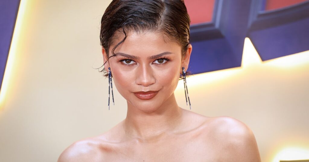 Zendaya Goes Back to the 1940s For Her Latest Spider Dress