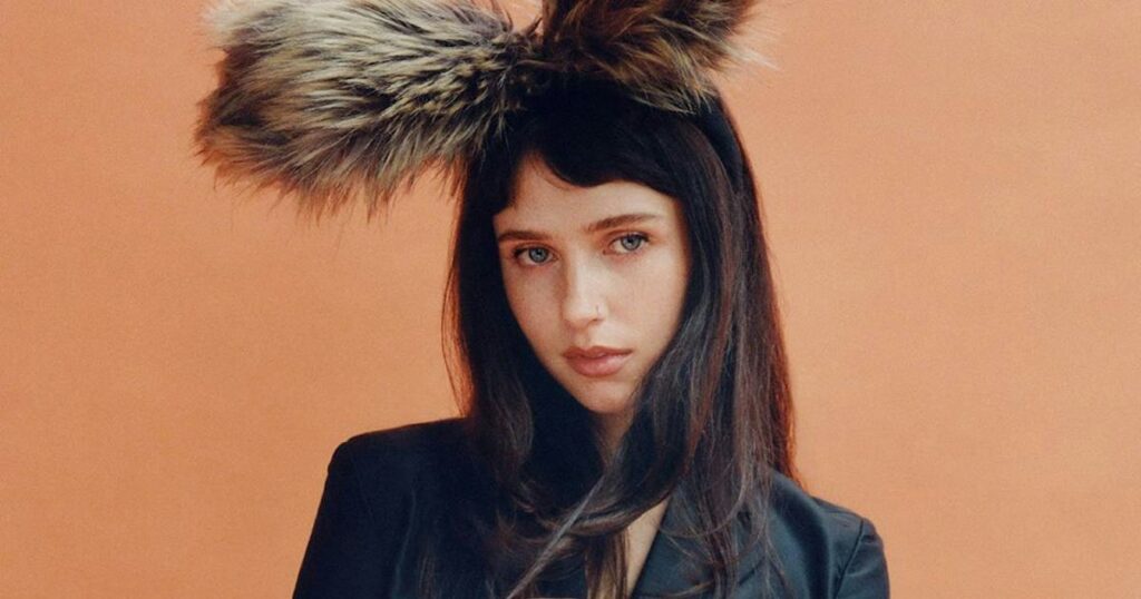 Clairo Talks New Music, Touring, & the First Time She Met Charli xcx Clairo Talks New Music, Touring, & the First Time She Met Charli xcx