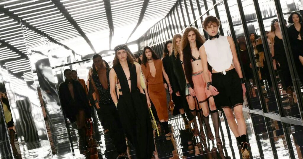 Fendi Spring 2027 Starts With What’s Underneath Fendi Spring 2027 Starts With What’s Underneath
