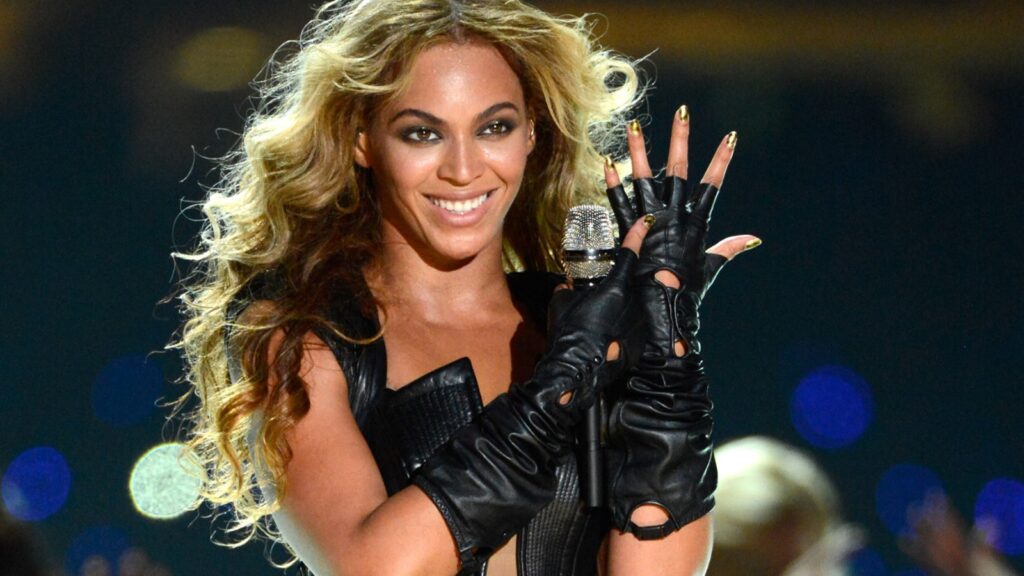 Watch Beyonce Perform at 2013 Super Bowl Halftime Show